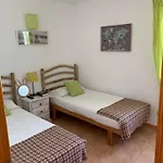 Con Piscina En Menorca بيت للعطل *
